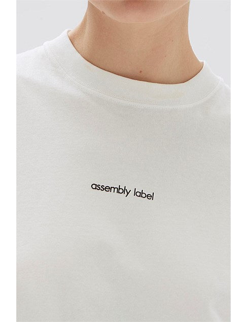 ASSEMBLY LABEL - Women's Exhibited Print Short SS Tee - ANTIQUE WHT/BLK