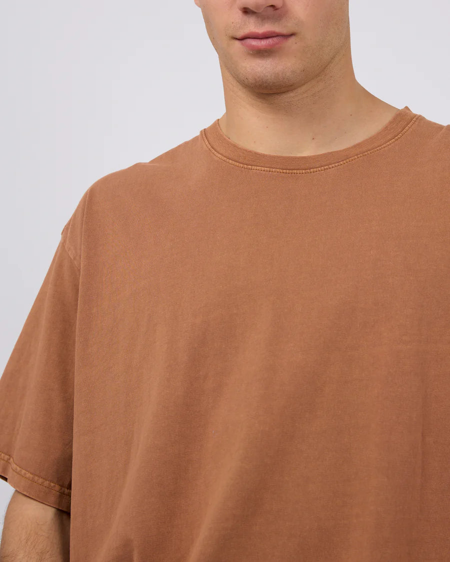 SILENT THEORY - Classic Tee - Clay