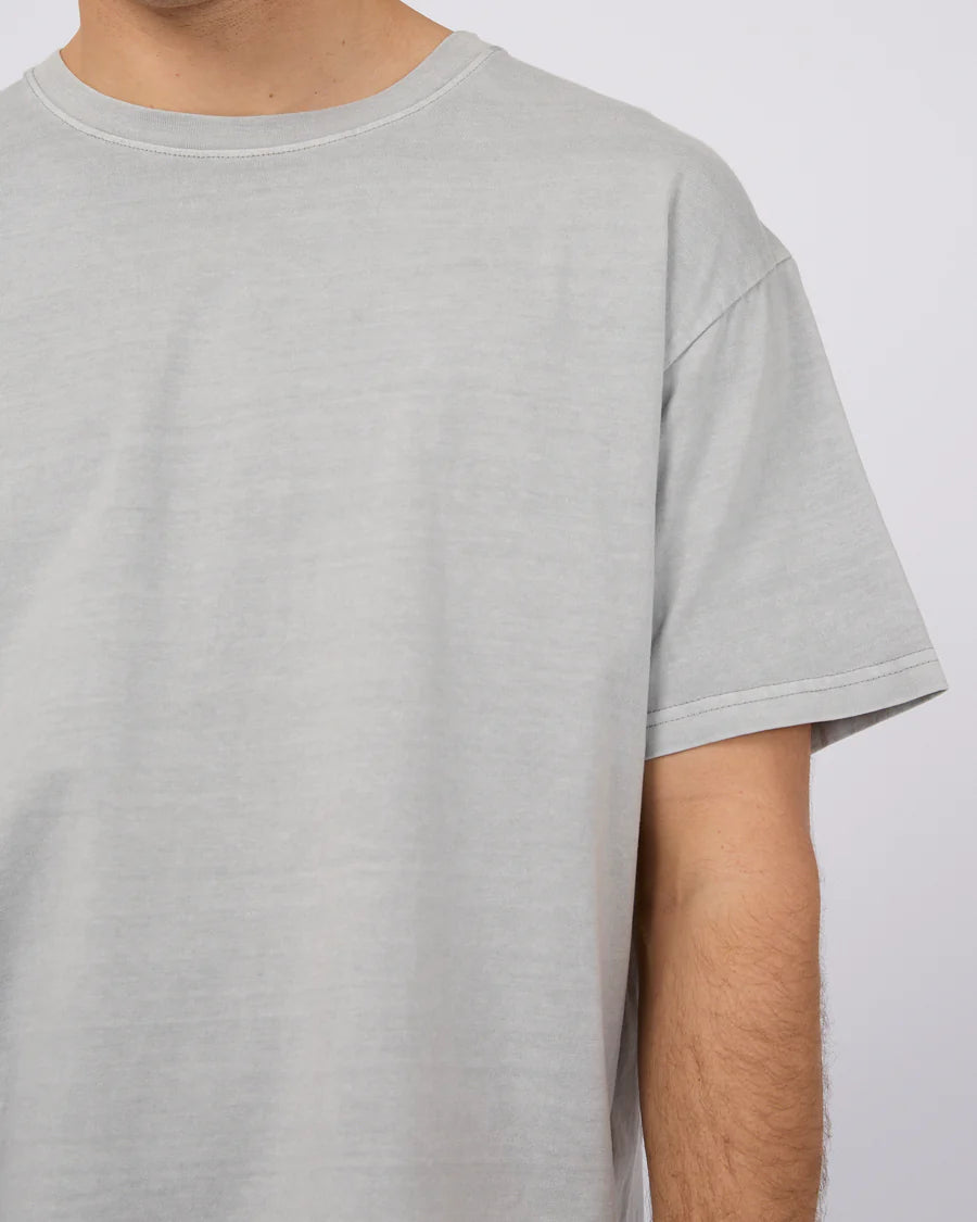 SILENT THEORY - Classic Tee - GREY