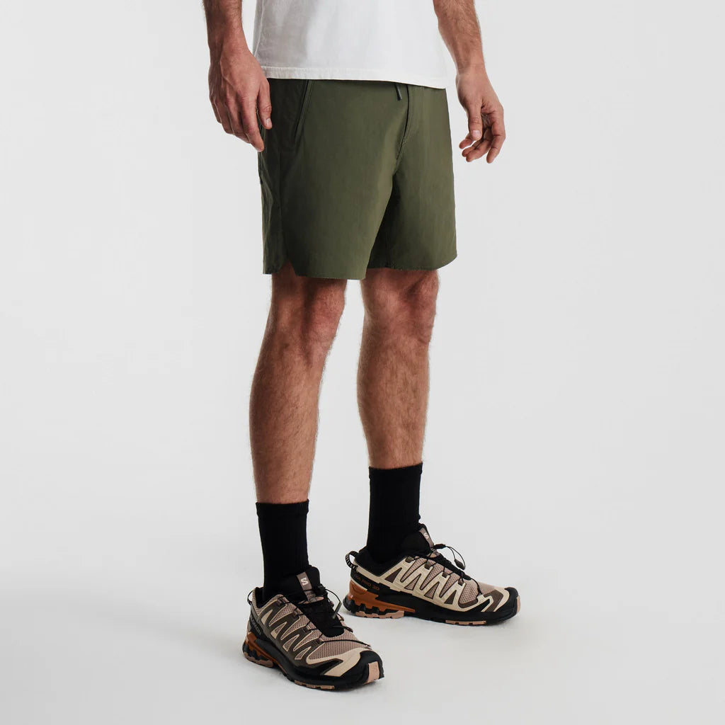 ROARK - Layover Trail Shorts 17" - MILITARY