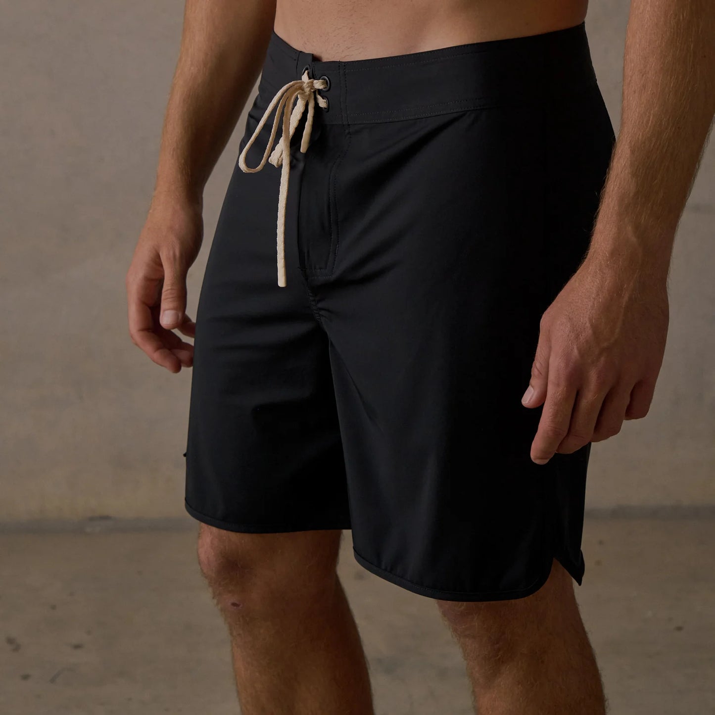 McTAVISH - Stretch Boardshort - BLACK