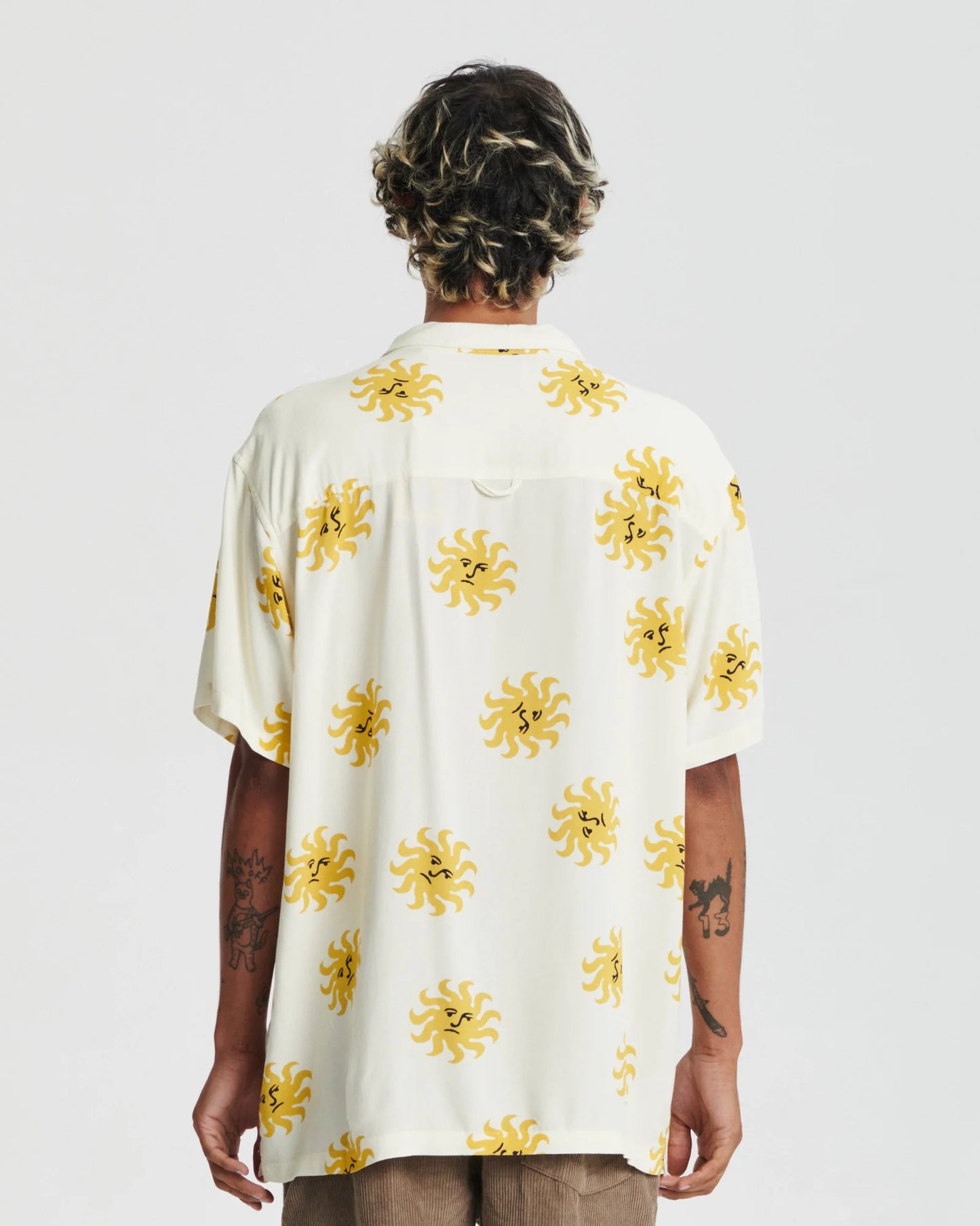 THE CRITICAL SLIDE SOCIETY - Morning Resort SS Resort Shirt - WHITE