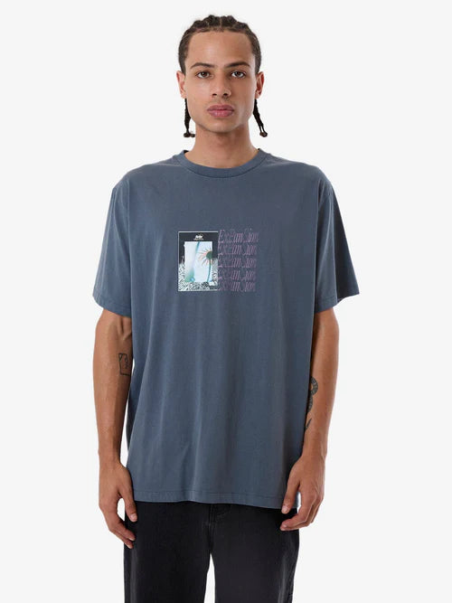 THRILLS - EXPANSIONS MERCH FIT TEE - DARK SLATE