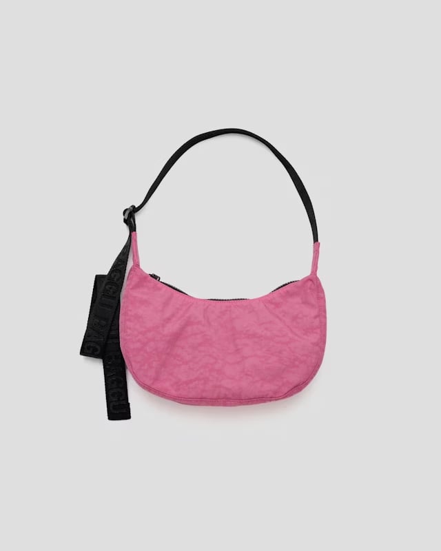 BAGGU - Small Nylon Crescent Bag - Azalea Pink