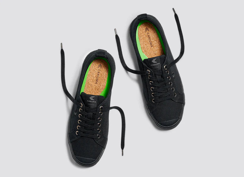 CARIUMA - OCA Low - All Black Canvas