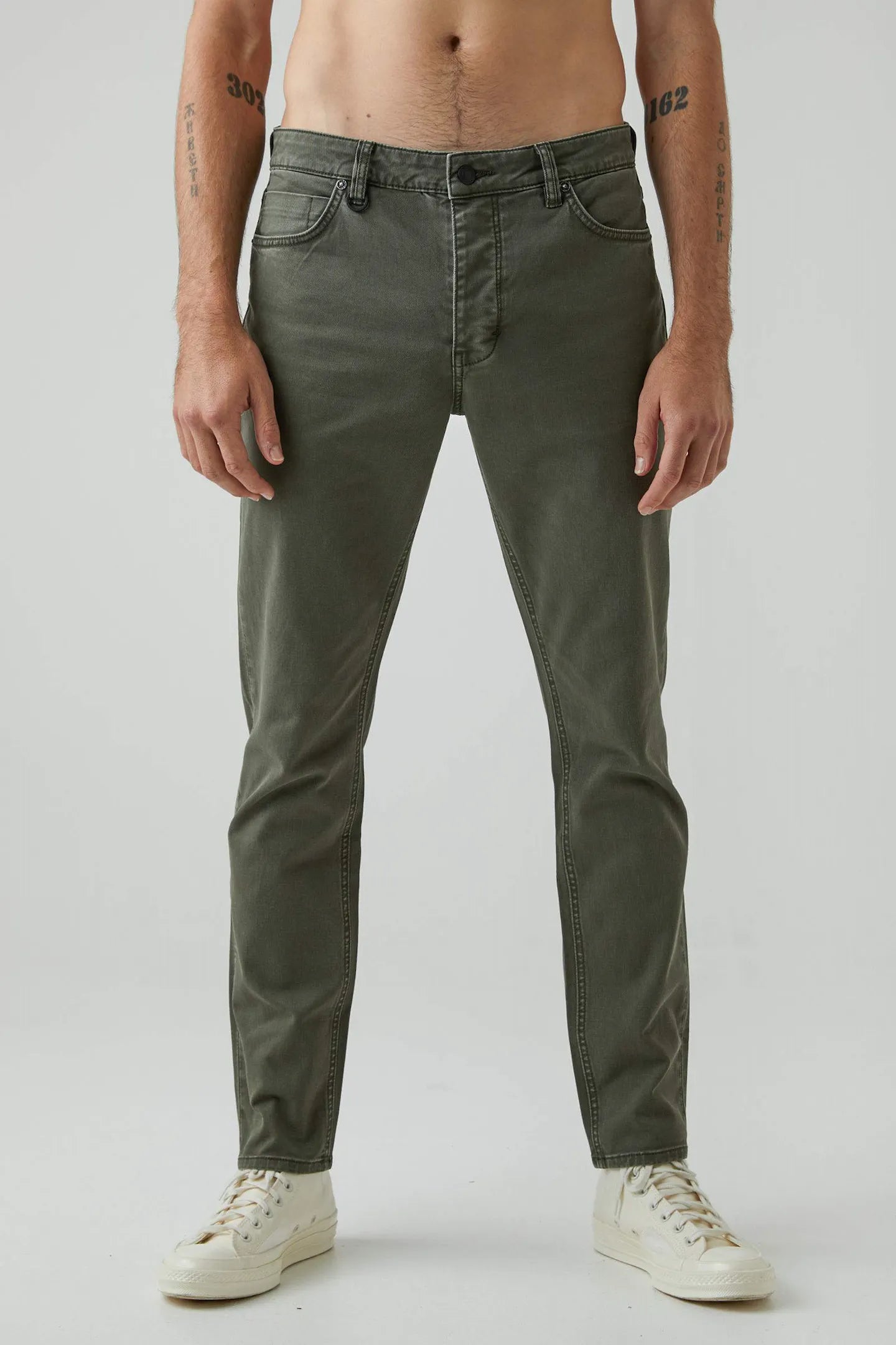 NEUW - Lou Slim Twill - MILITARY